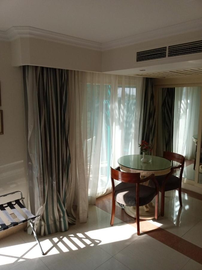 Cairo Pyramids 5*