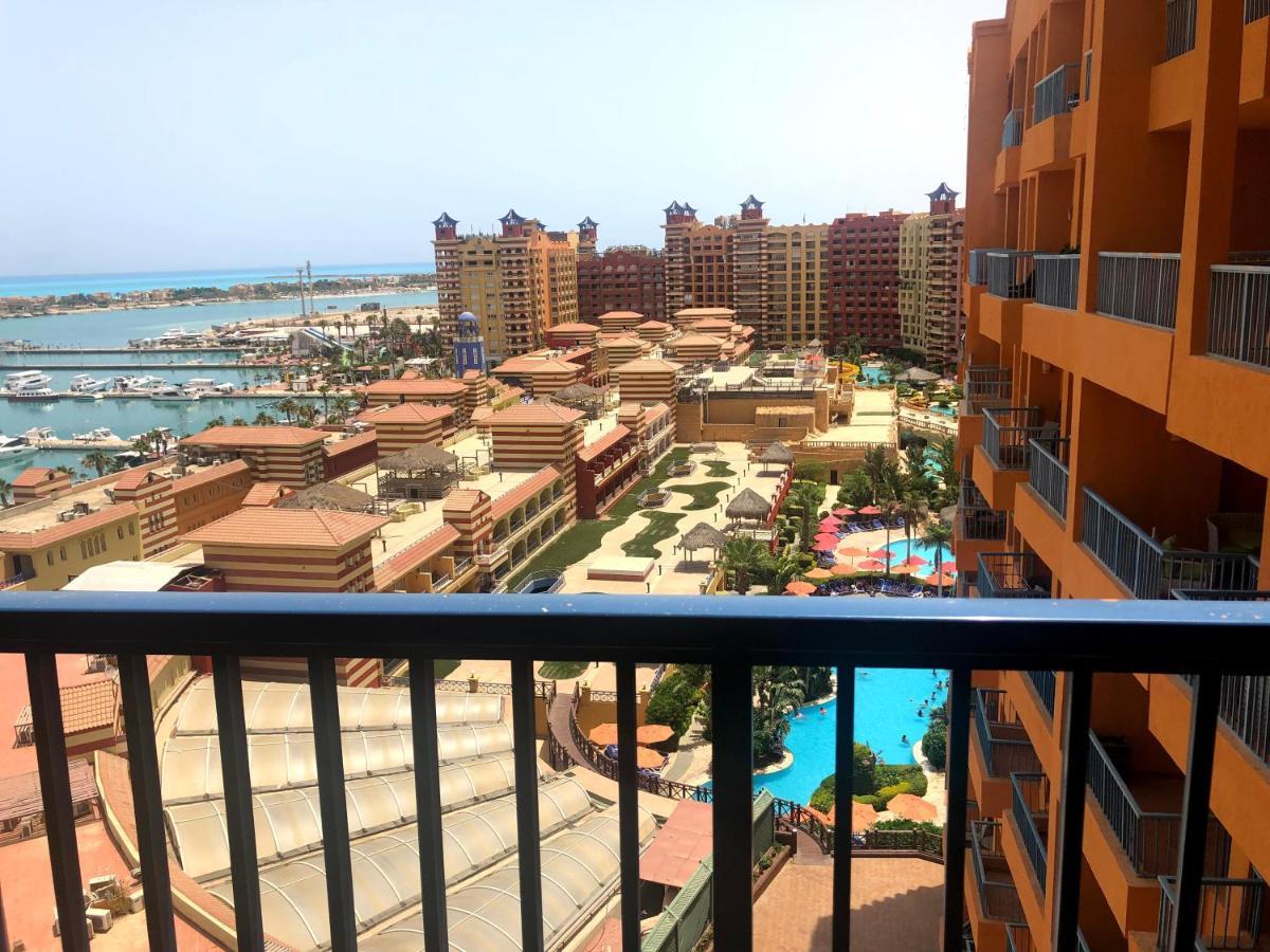 Apartment Sea View In Porto Marina