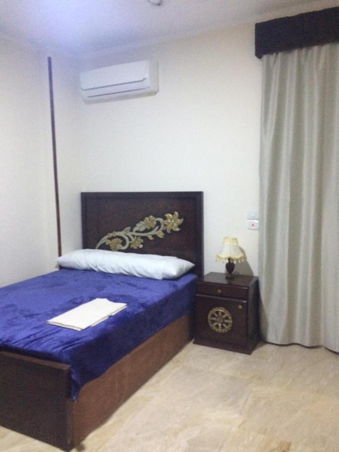 Lady Queen Apartment