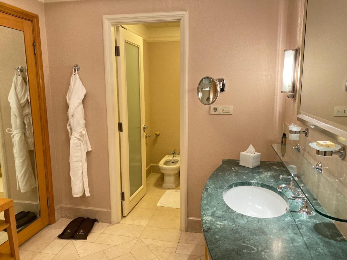 Chez Haytham At Four Seasons Nile Plaza Residential 5* Cairo