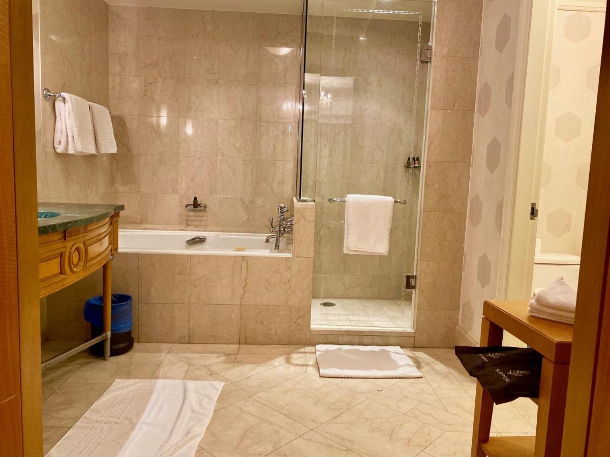 Chez Haytham At Four Seasons Nile Plaza Residential