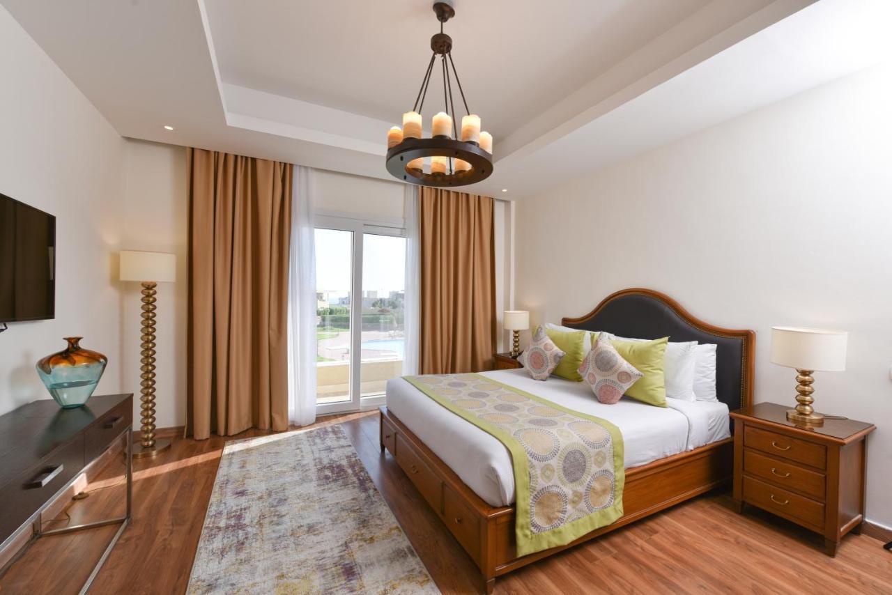 Tolip North Coast Resort 5*