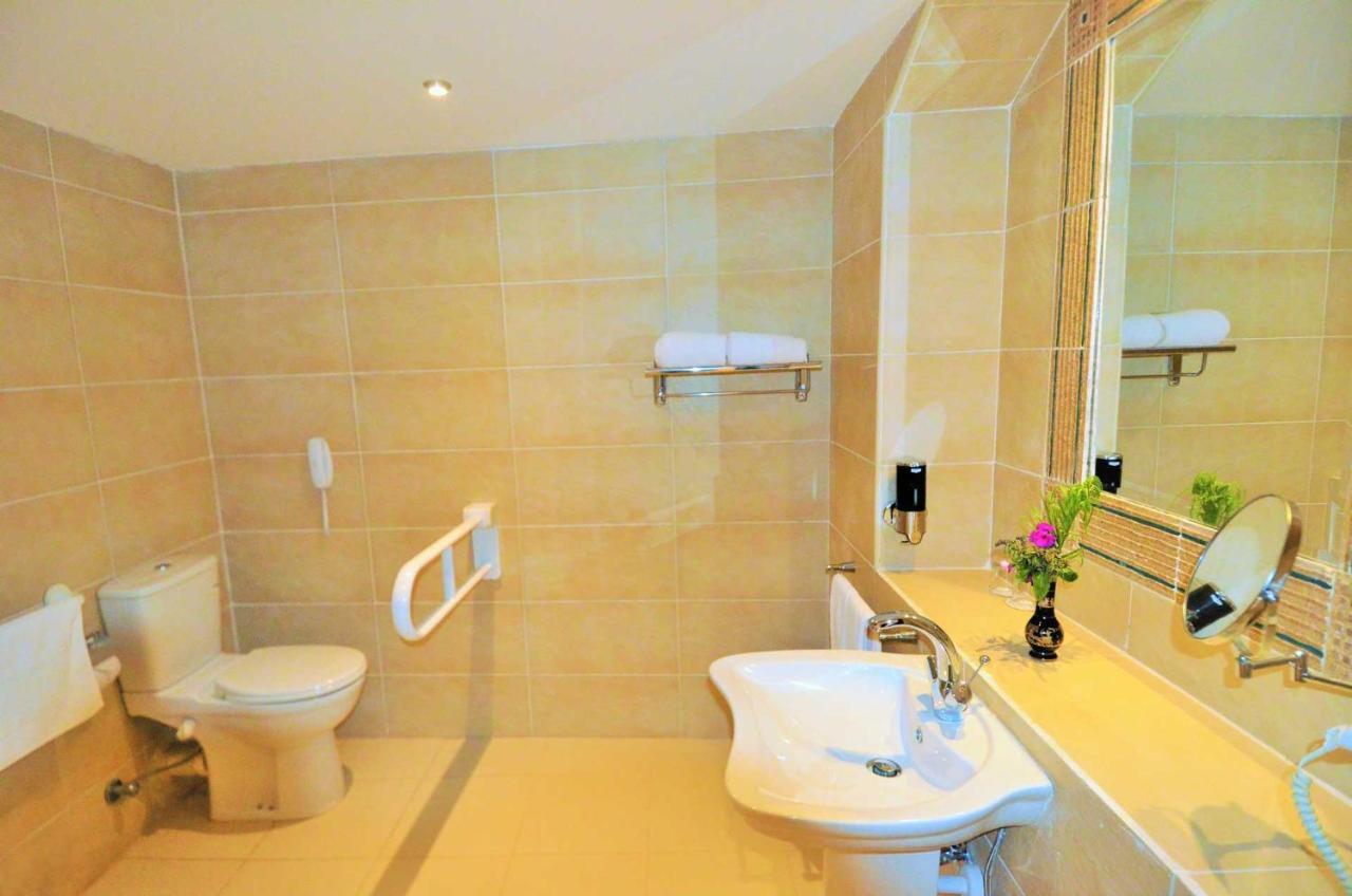 Resort Rohanou 4*