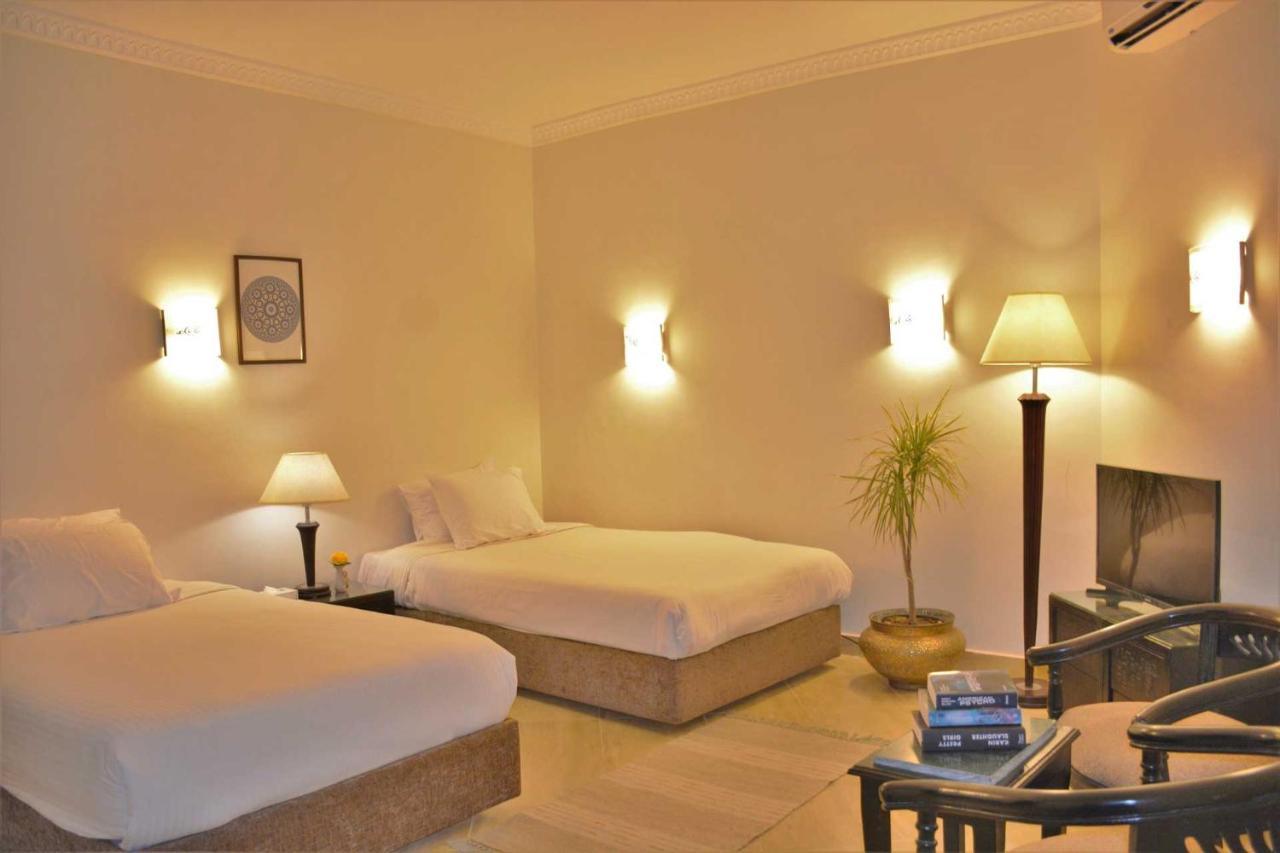 Rohanou Resort