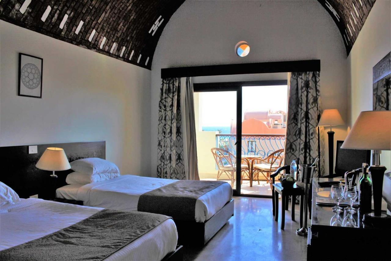 Rohanou Resort