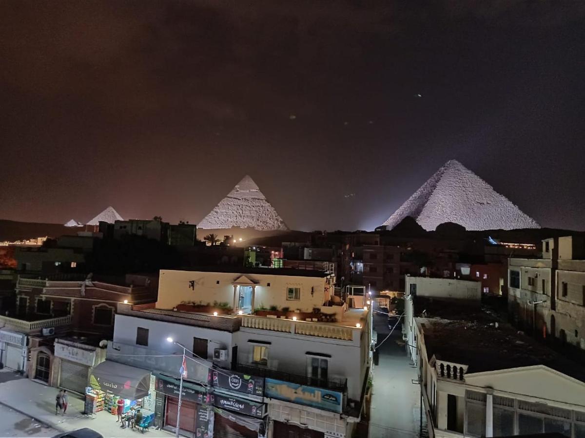 Pyramids In Gasthof Kafret el-Gabal