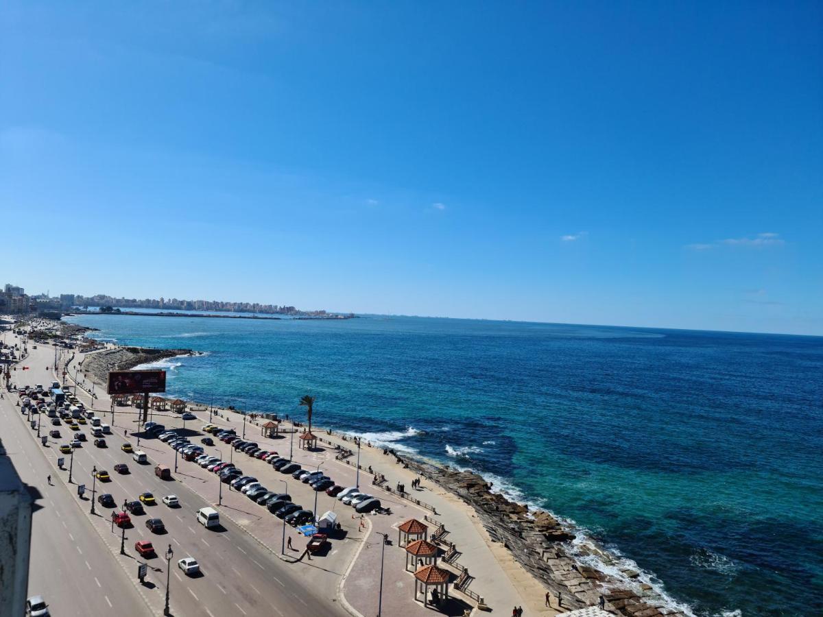 Midpoint Sea View - Families Only Apartament Alexandria