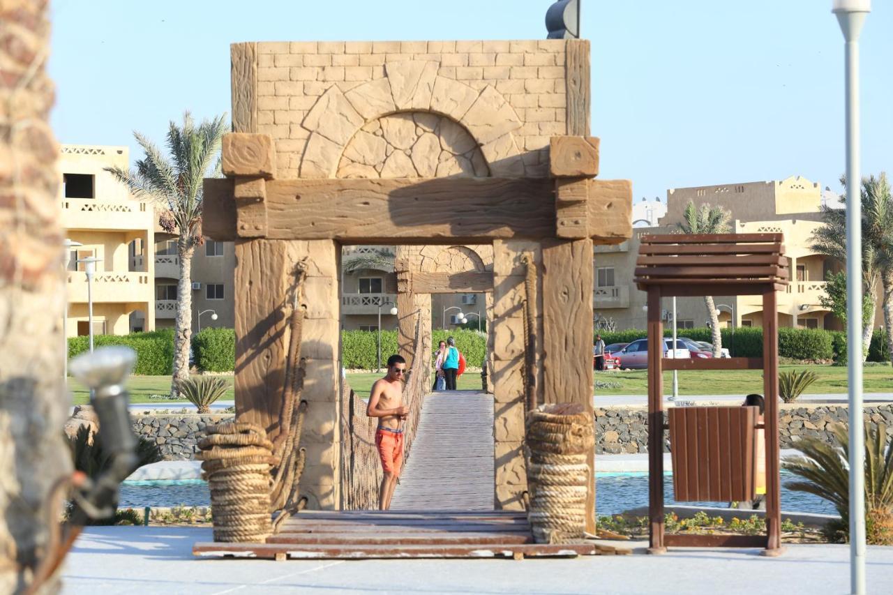 Mousa Coast &