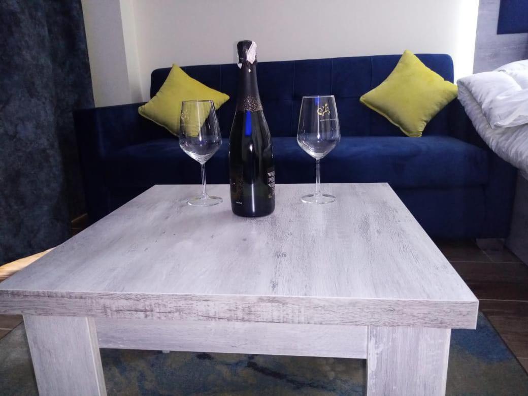 Apartment Florenza Khamsin In Pool View