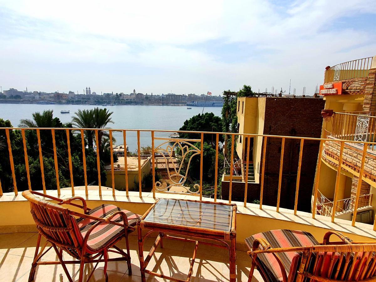 Spring Hotel 3*