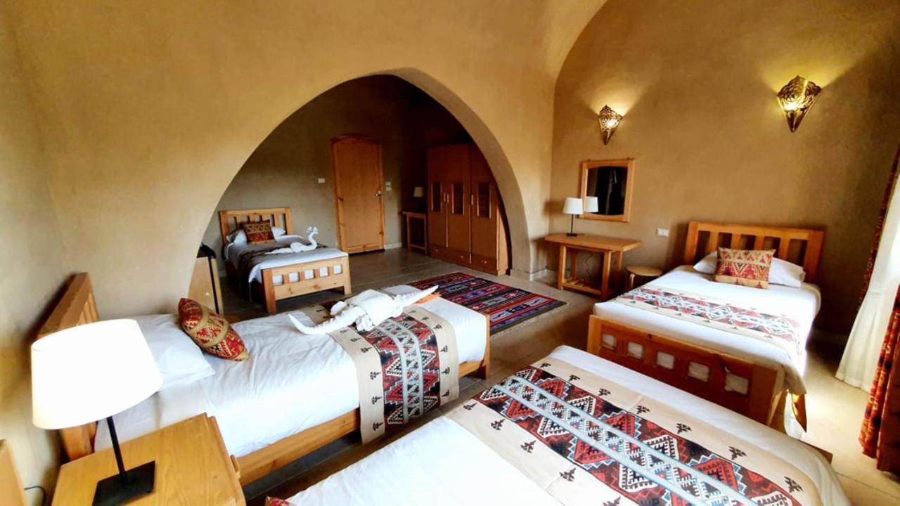Otel Embrace 2*