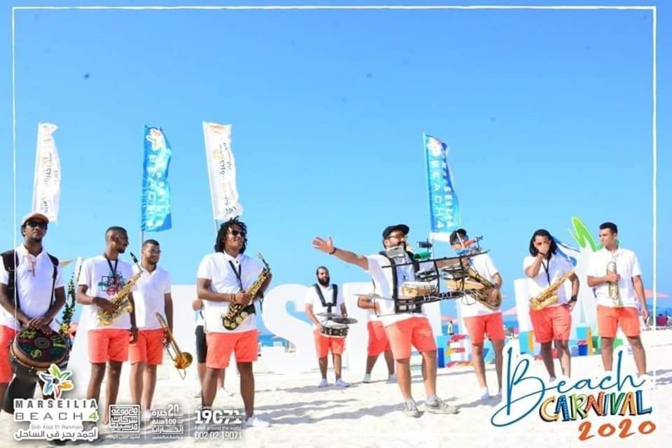 Marseilia Beach 4 Family Only *