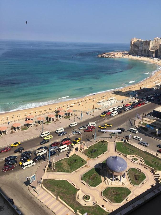 Sea View Sidi Beshr Families Only *