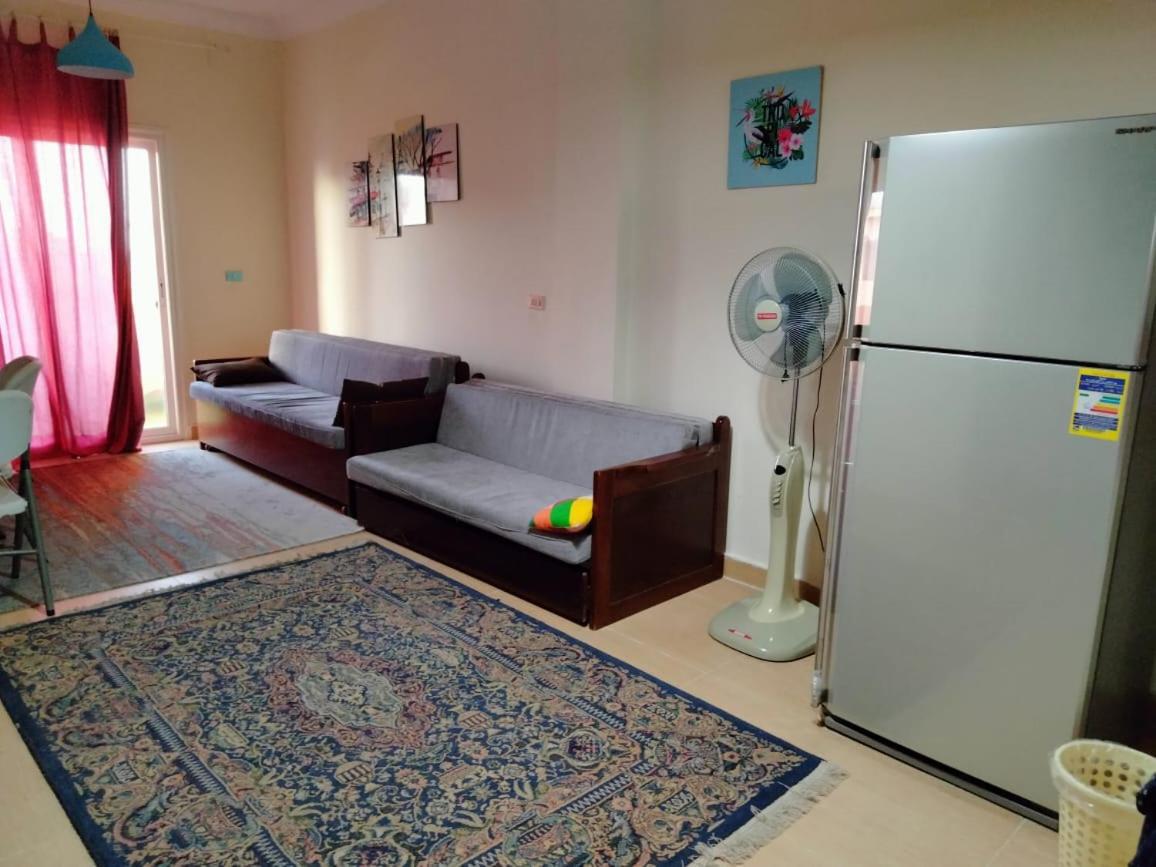 Modern At Royal Apartment *