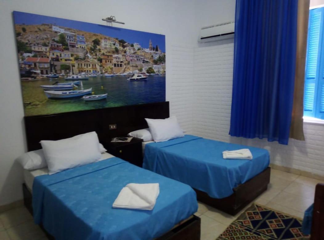 Hostel Acropole