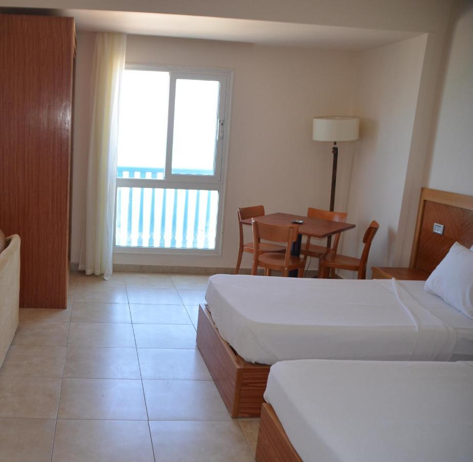 Negresco 3*