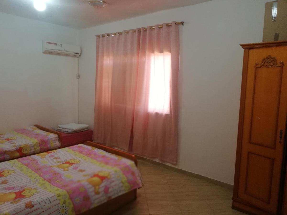 Chalet In Rosana عائلات فقط * Dawwar al Hajj Ahmad
