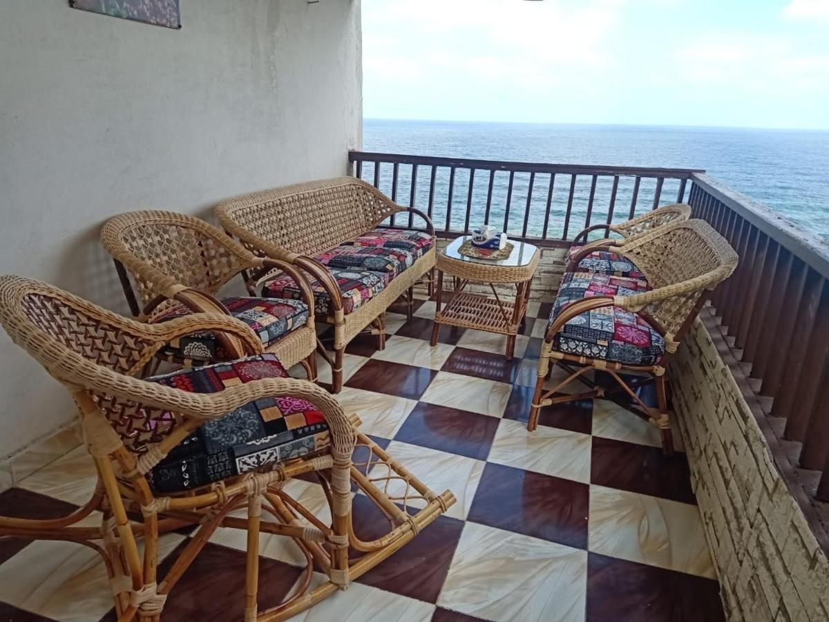 Sporting Sea View Two Bedroom *