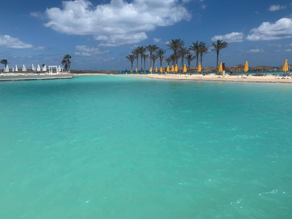 Modern Hacienda Bay 4 Bedrooms Maid Or Driver's * El Alamein