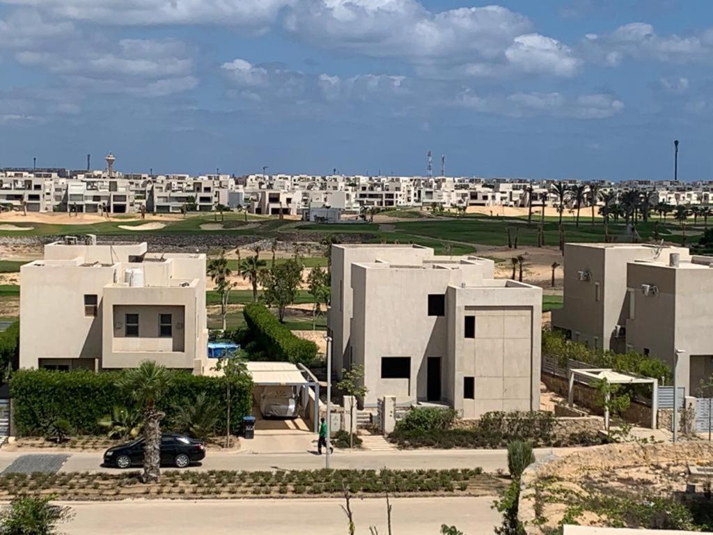 Modern Hacienda Bay 4 Bedrooms Maid Or Driver's Apartament