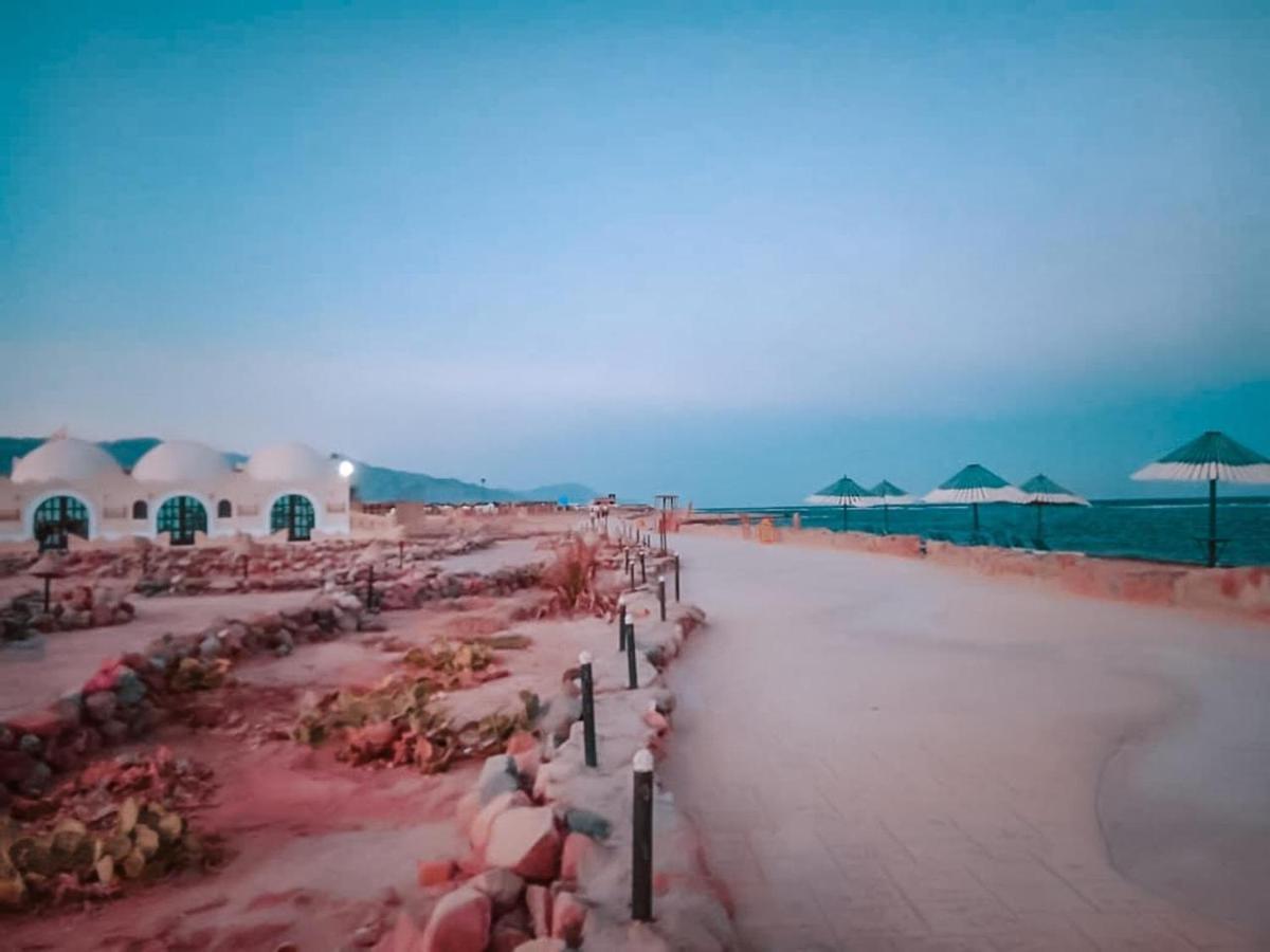 Lagona Village