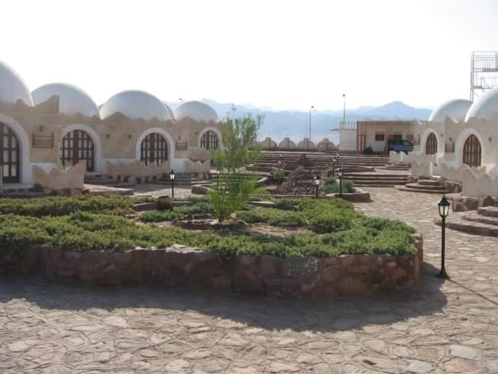 Lagona Village