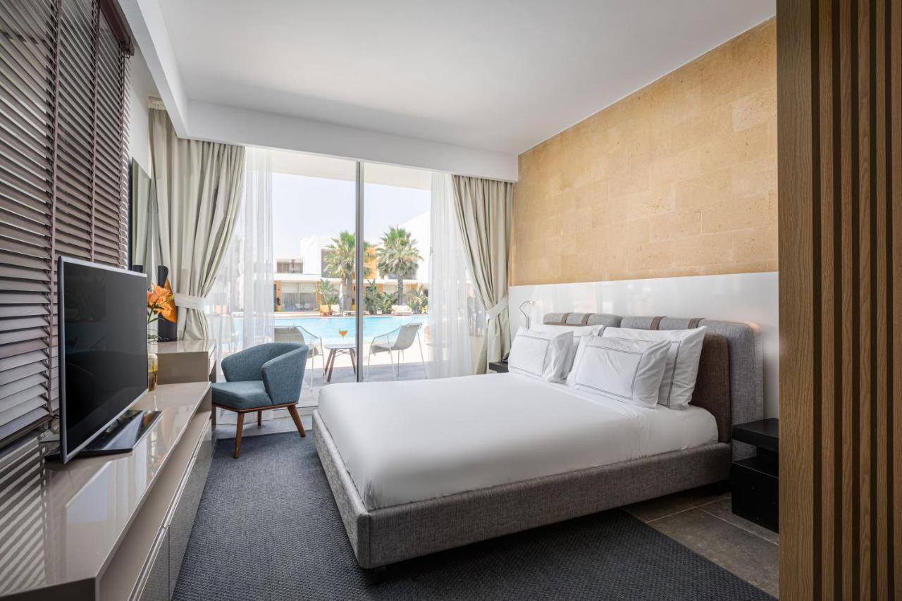 The G Seashell Hotel