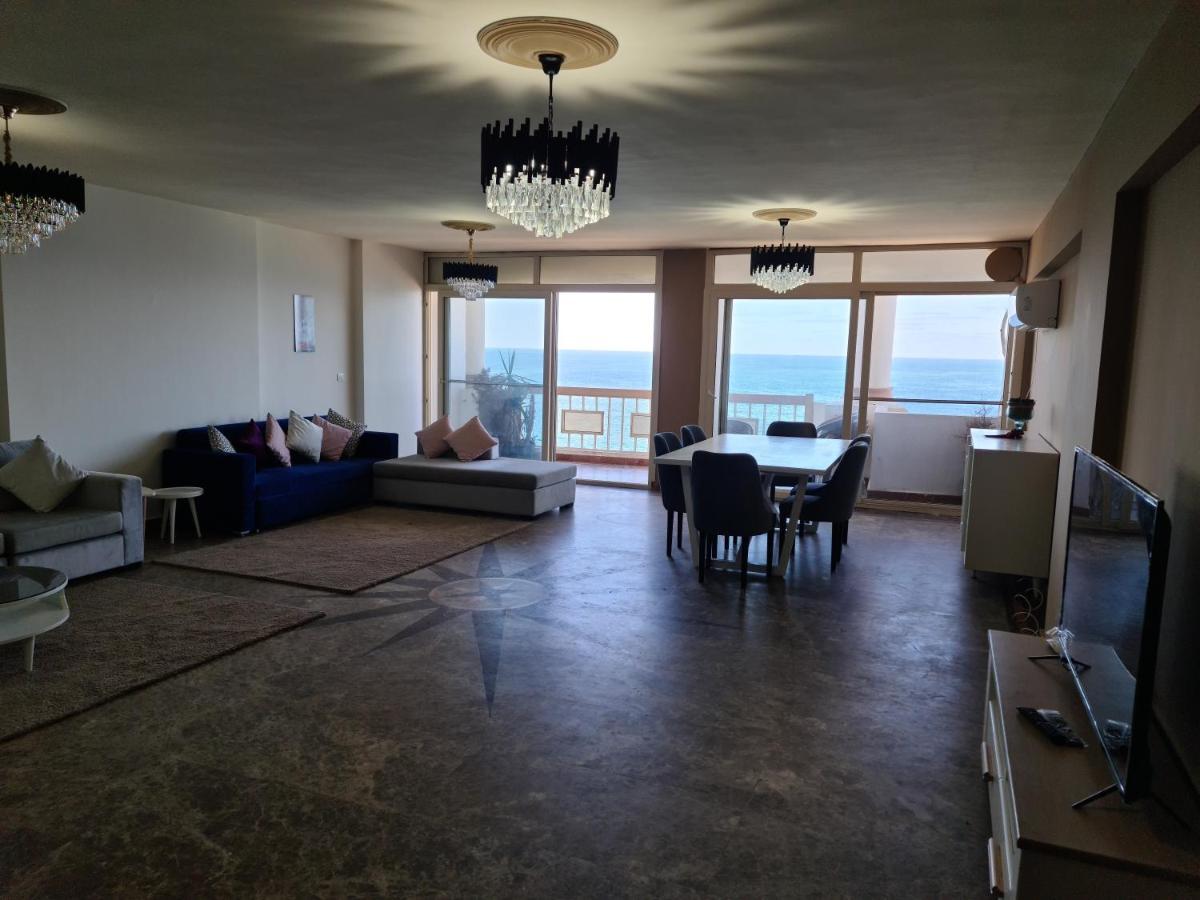 Midpoint Sea View - Families Only Alexandria