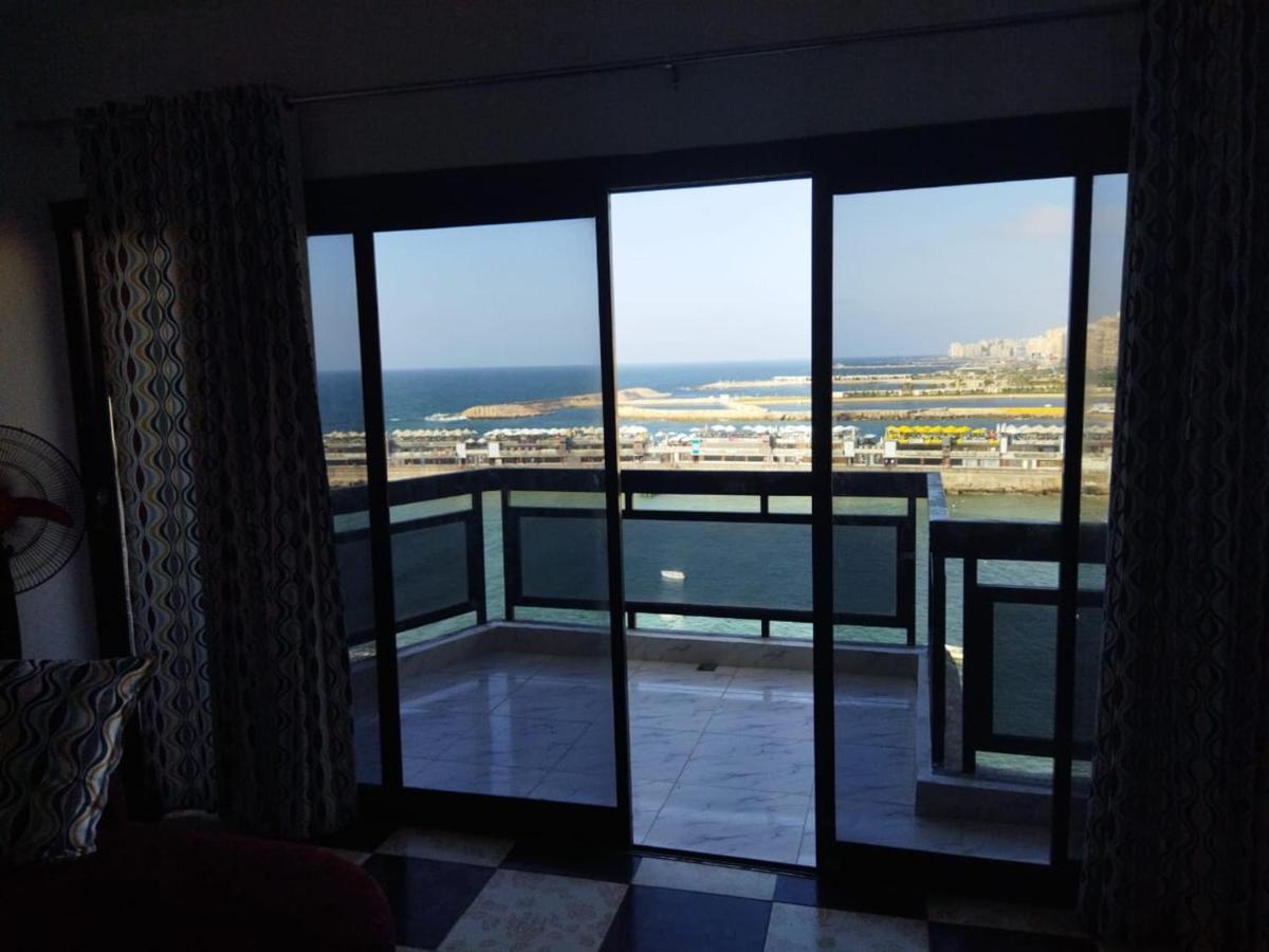 Gleem Seaview 4 Alexandria