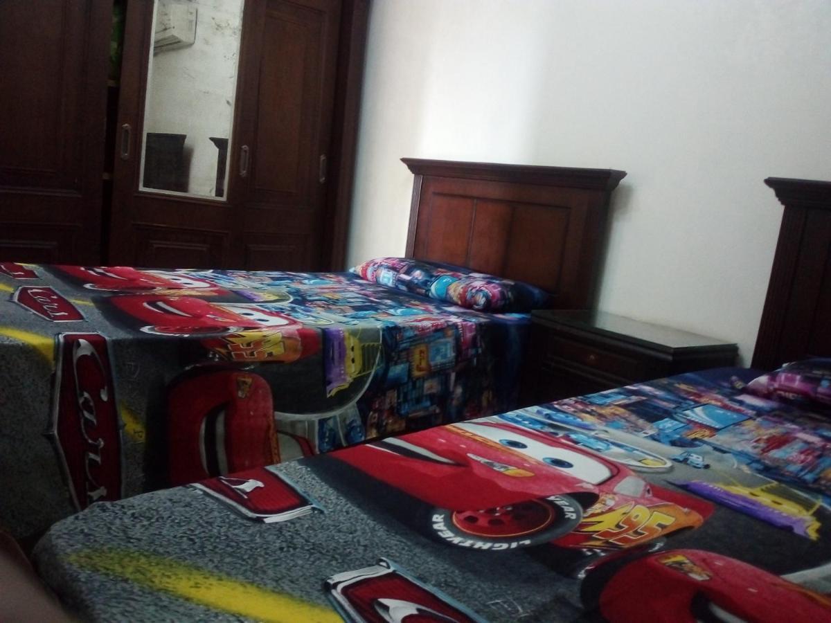 Gleem Seaview 5 Apartamento *