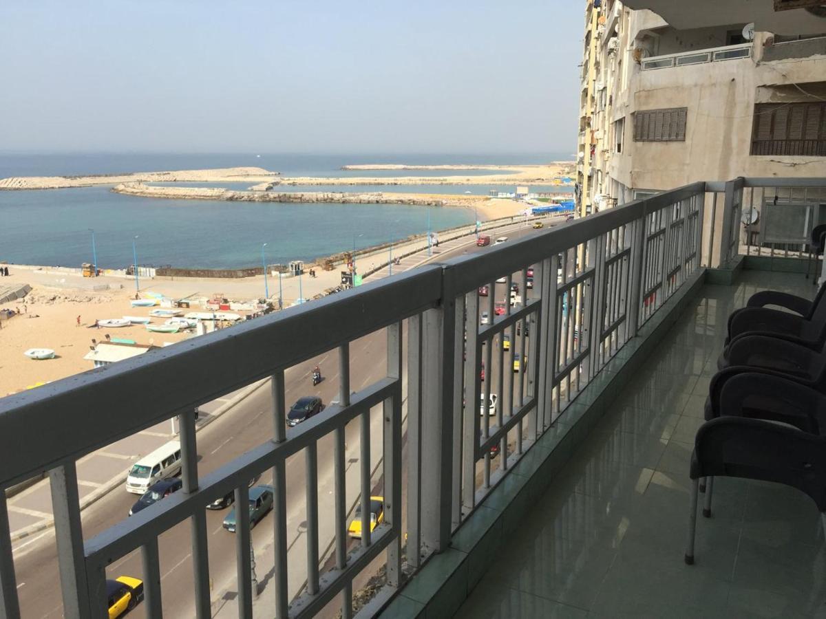 Gleem Seaview Apartamento *