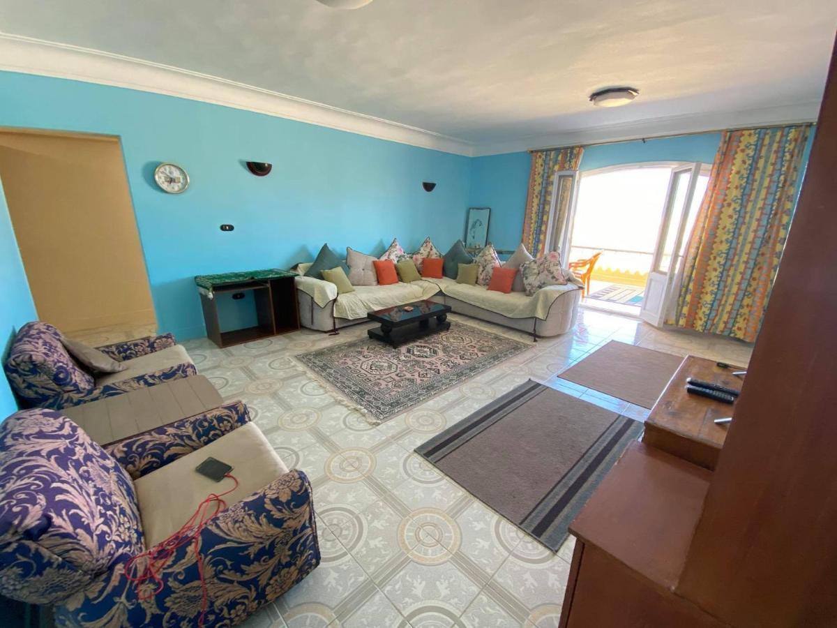 Blue House * Alexandria