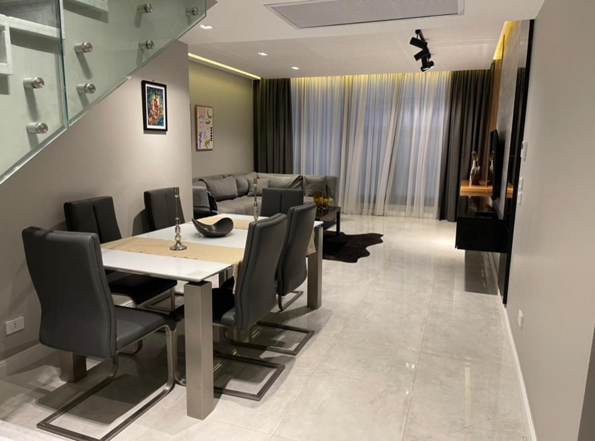 Apartment Penthouse 2br-للعائلات فقط Cairo
