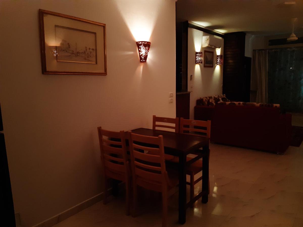German Dolphin Apartament *