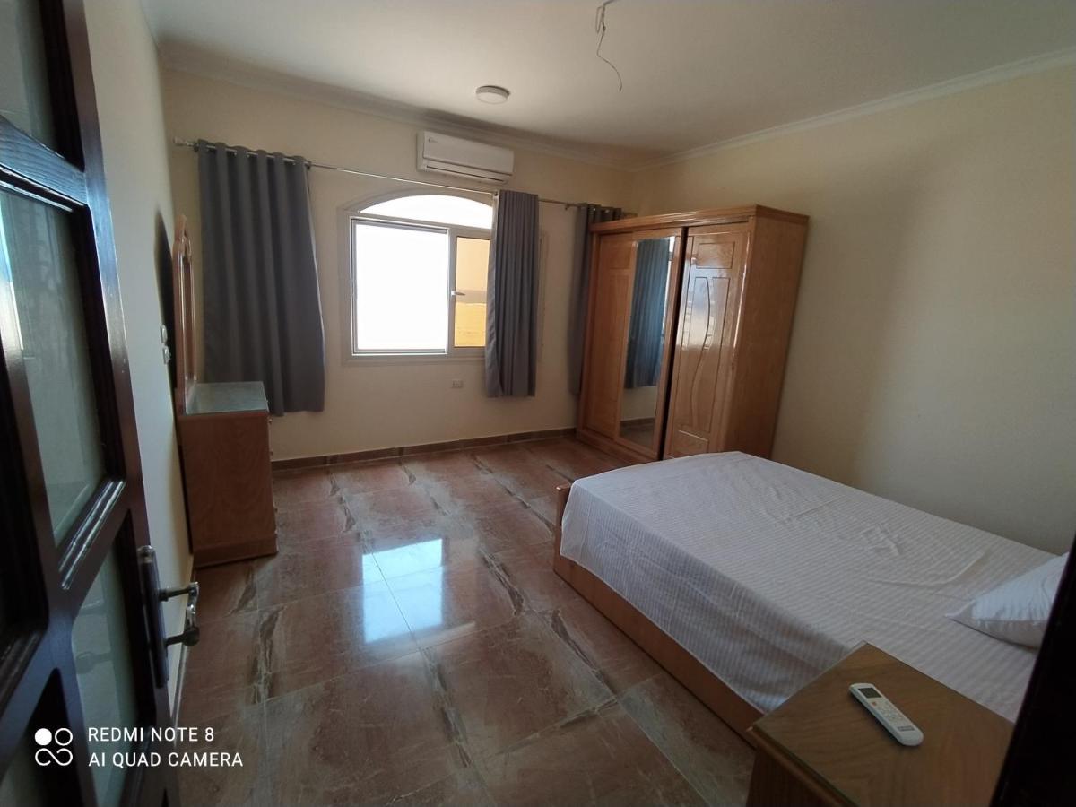 German Dolphin Apartament El Qoseir
