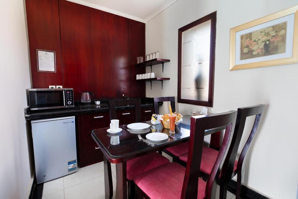 Resort Golden Ocean Marina