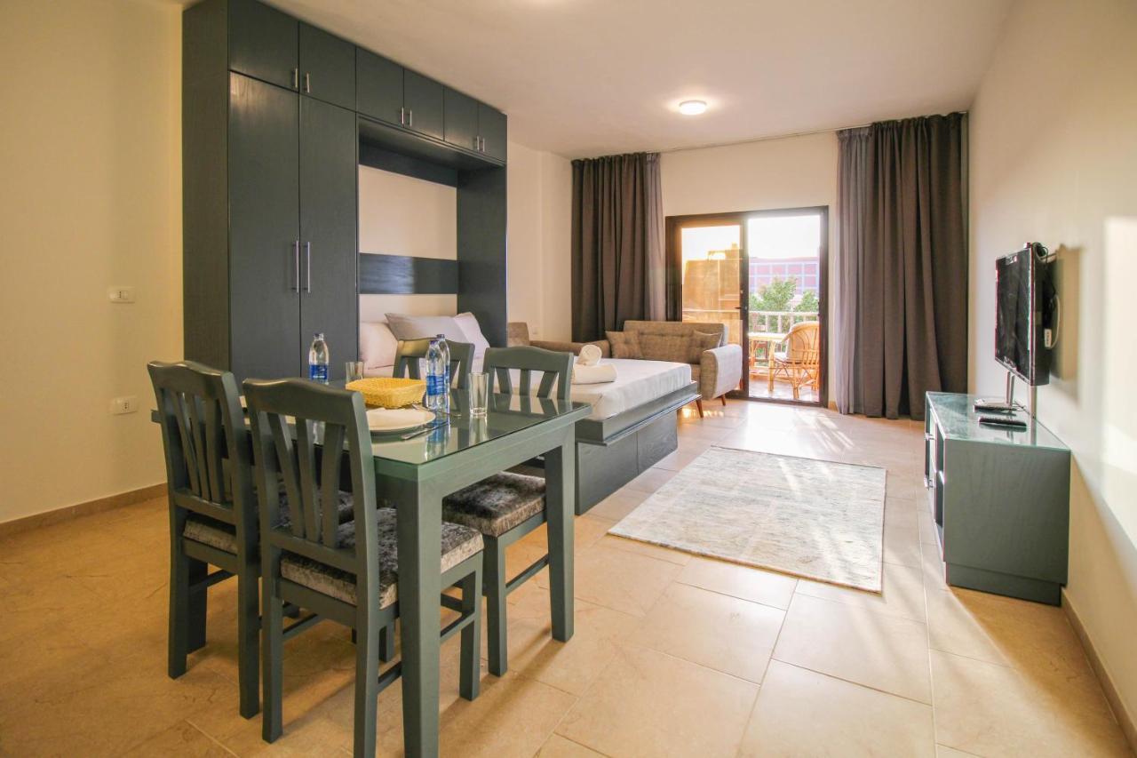 Seaview Turtles Apartment Hurghada