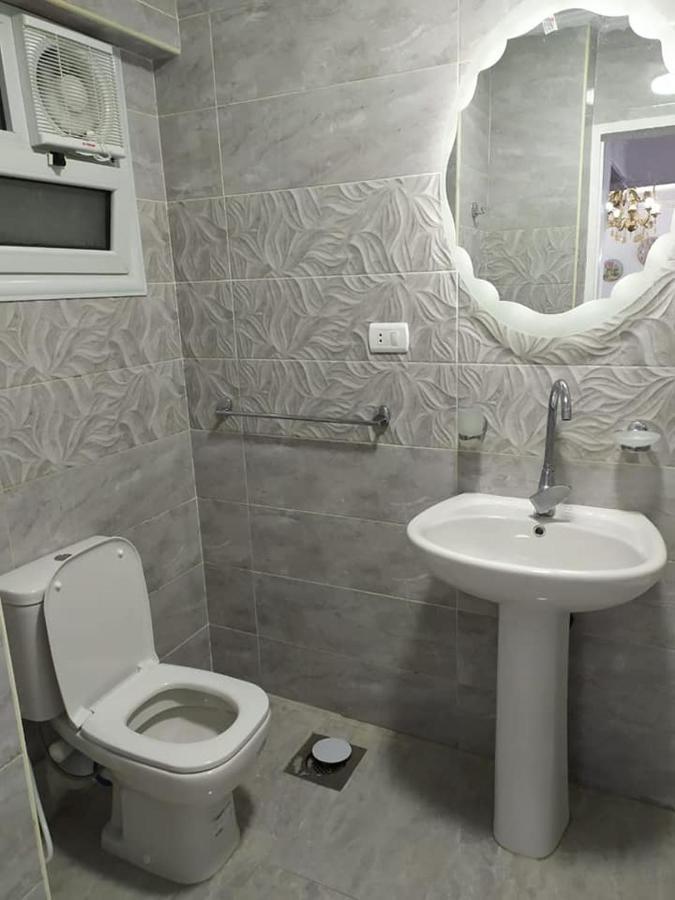 Apartment شقةعلى البحرمباشرةسيدي بشرالمربع الذهبي Alexandria