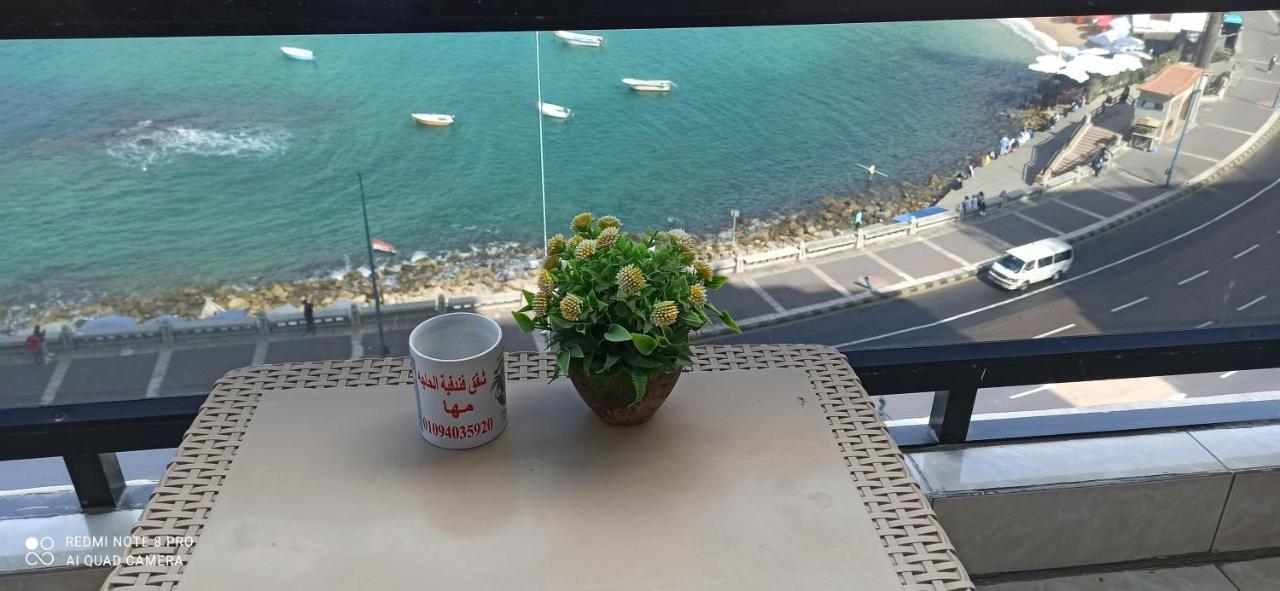 Apartment شقةفاخرةبجليم على البحر مباشرة *