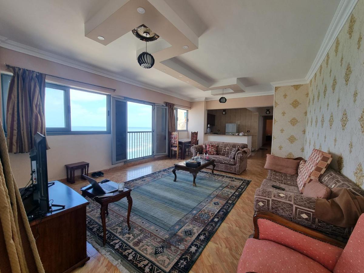 Zamzm Panoramic Sea View Family Flat - Beachfront *