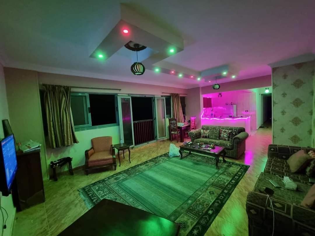 Zamzm Panoramic Sea View Family Flat - Beachfront * Alexandria