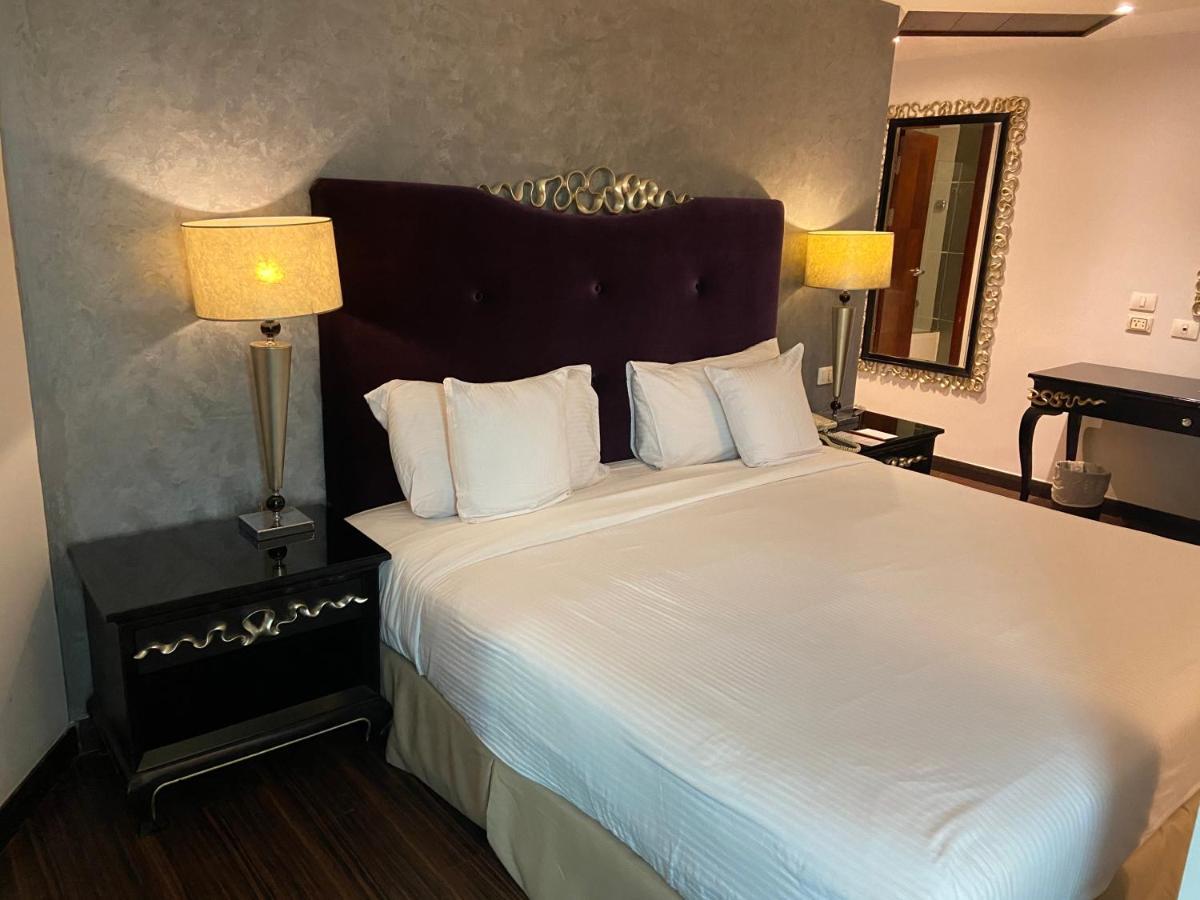 Barcelo Cairo Pyramids 4*