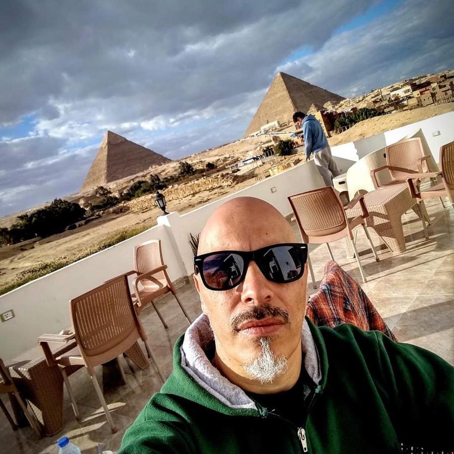King Khufu Pyramids View Hotel *