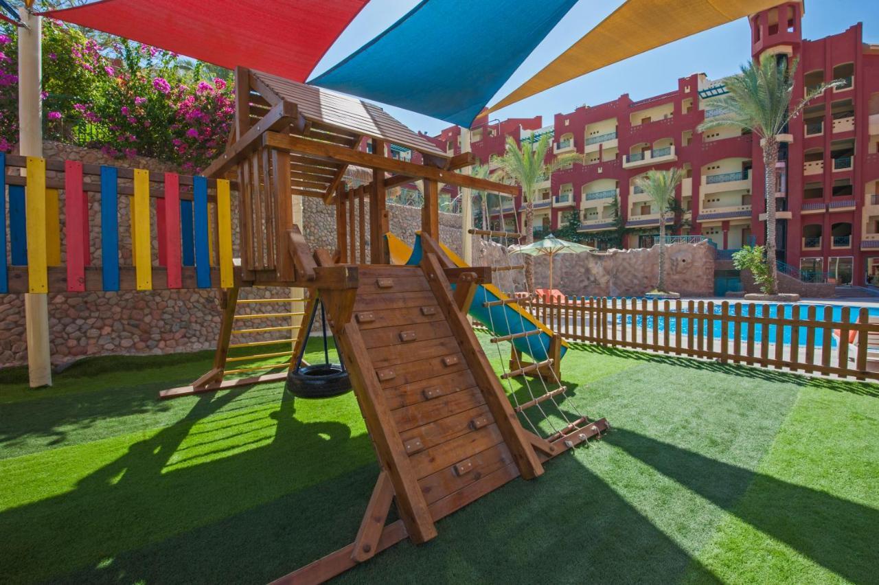Sun & Sea And Aqua Park - 3*