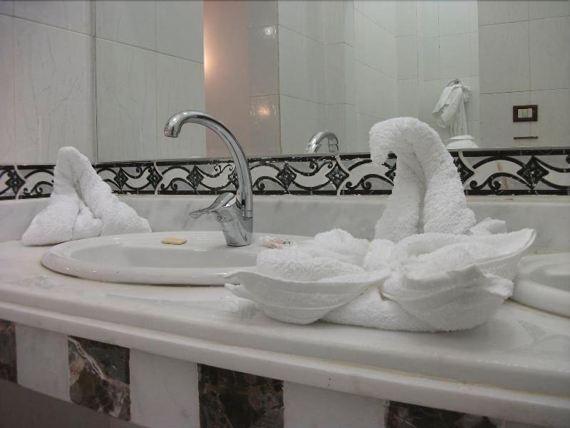 Hotel Alhambra 2*