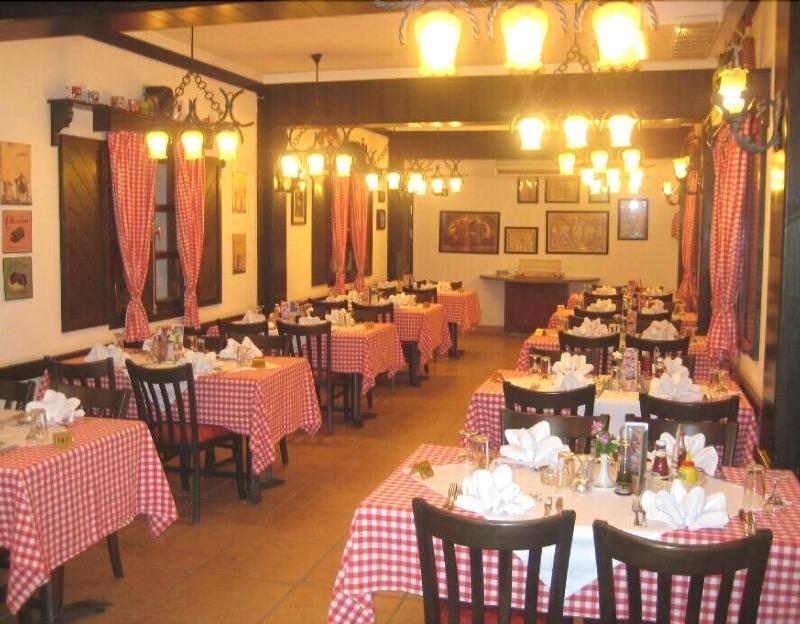 Menaville
