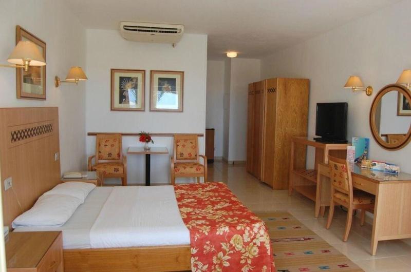 Menaville Resort