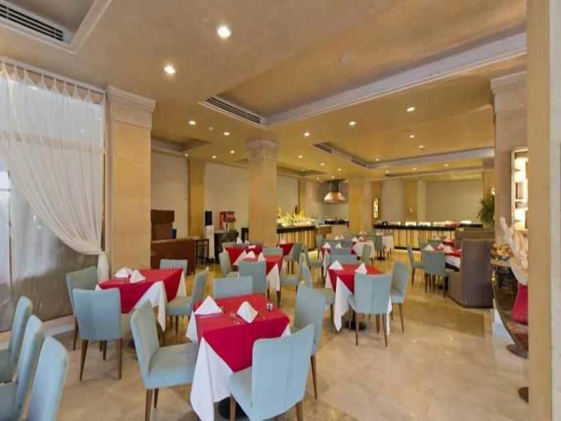 Amphoras Blu Resort