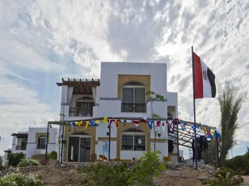 Amphoras Blu Resort