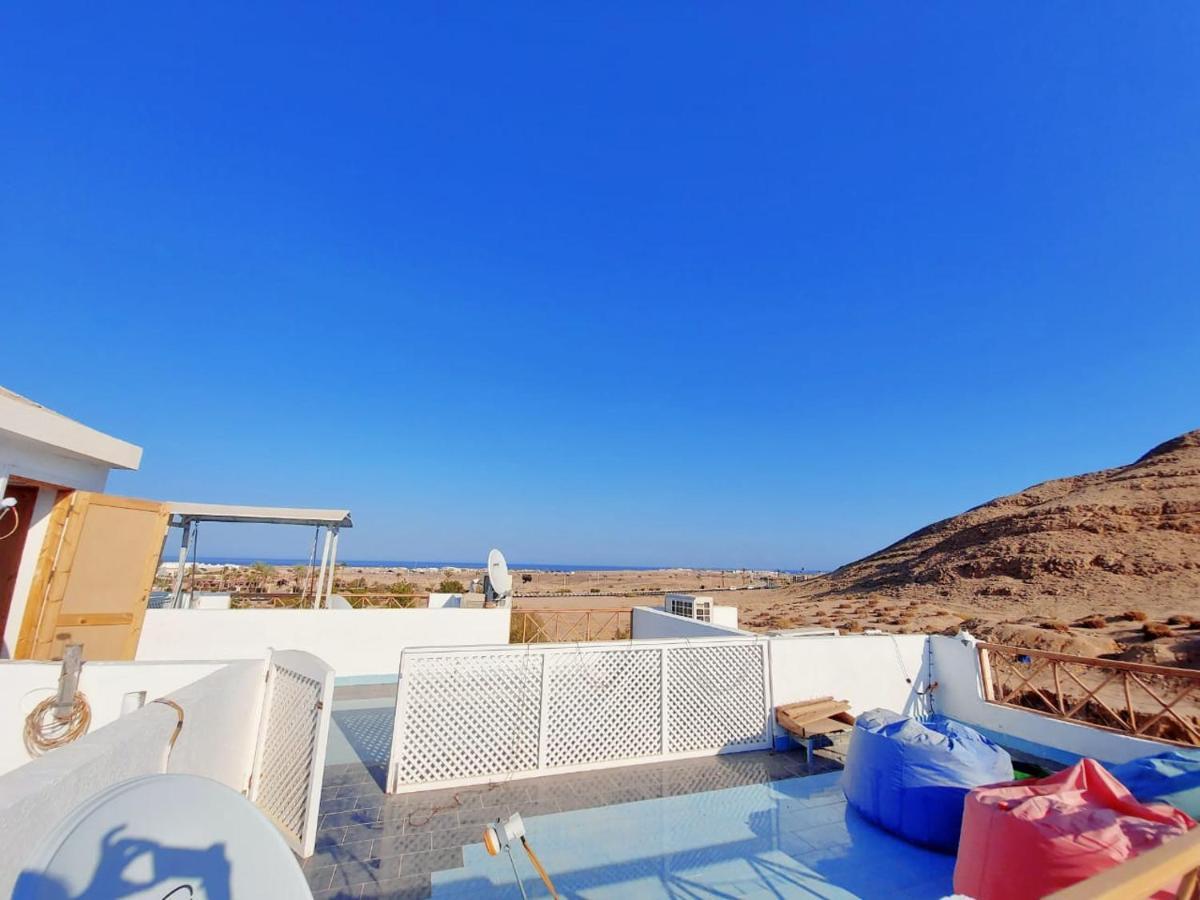 Apartment Lovely One Bedroom Within Cozy Compound Including Swimming Pool, Supermarket. Perfect Location At Neama Bay With Access To Public Transportation *